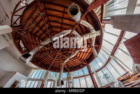 An einem verlassenen Turm Restaurant und Bar in Bangkok, Thailand Stockfoto