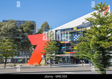 Melbourne, Australien: 07 April, 2018: Melbourne City Marina ist von 7 übersehen - Melbourne TV-Studio Hafen Esplanade. Stockfoto