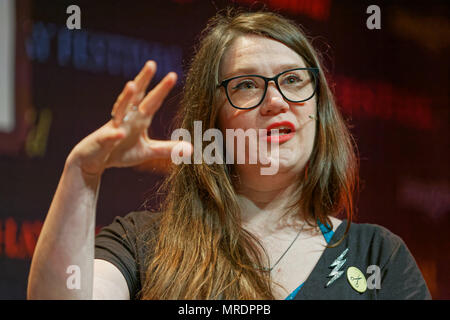 Im Bild: Sarah Corbett. Re: Hay Festival im Heu auf Wye, Powys, Wales, UK. Freitag, 25. Mai 2018 Stockfoto