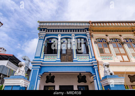 Bunte' Peranakan' Haus. Das Wort "Peranakan' von der lokalen Bevölkerung des Malaiischen Archipels ausländische Einwanderer zu Adresse verwendet. Stockfoto