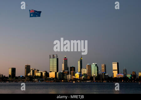 PERTH, AUSTRALIEN - 26. Januar 2018: Skyline von Perth während der nationalen Australien Tag Stockfoto