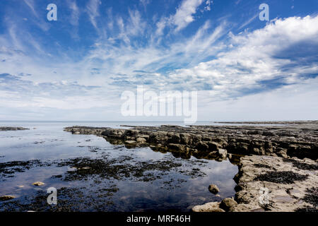 Staithes Strand im Sommer. Einen wunderbaren Strand an der nordöstlichen Küste von England. Stockfoto