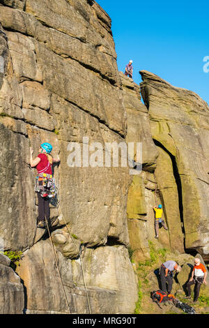 Rock im Paradise Wandfläche von stanage im Peak District National Park, klettern, Großbritannien Stockfoto