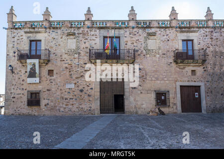 Caceres, Spanien - 2017 17. Oktober: Palast der Wetterfahnen, Caceres historische Viertel, Spanien Stockfoto