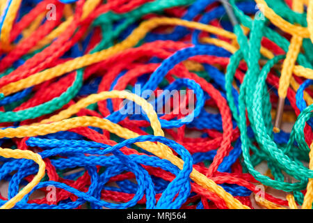 Set aus bunten Zeichenfolgen für die Schule Handwerk Stockfoto