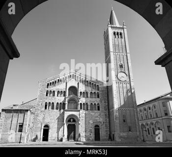 Parma - die Kuppel - Dom (La Kathedrale Santa Maria Assunta). Stockfoto