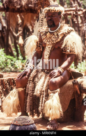 Zulu Leute an der Shakaland Zulu Dorf, nkwalini Tal, Kwazulu Natal, Südafrika. Stockfoto