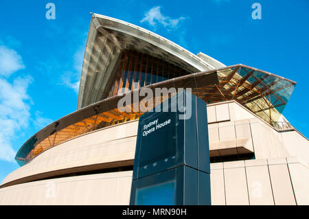 SYDNEY, AUSTRALIEN - 6. April 2018: Iconic Opernhaus am Circular Quay Stockfoto