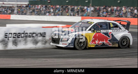 Silverstone Circuit, Towcester, UK. 27. Mai, 2018. Cooper reifen Welt RX von Großbritannien, die SpeedMachine Festival; Mattias Ekström (SWE) im Audi S1 Quattro EKS-RX für Team EKS Audi Sport in der Welt Rallycross Meisterschaft Aufwärmen Runden Credit: Aktion plus Sport/Alamy leben Nachrichten Stockfoto