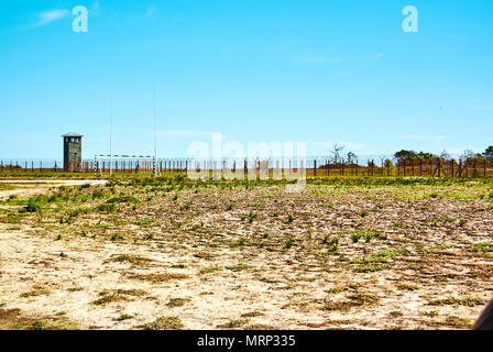 Robben Island (Afrikaans: robbeneiland) Insel im Table Bay, westlich von der Küste von Bloubergstrand, Kapstadt, Südafrika. Der Name ist Niederländisch für die eal Stockfoto