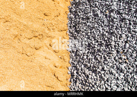 Grab, Sand und stonel zu kreativen Textur und Muster für die Gestaltung und Dekoration isolieren auf Hintergrund. Platz kopieren. Stockfoto