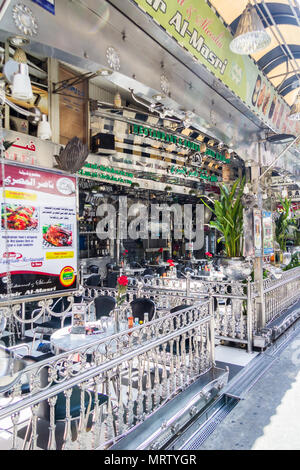 Bangkok, Thailand - 25. März 2017: Nahost Restaurant an der Sukhumvit Soi 3. Die Region ist als der Arabischen Soi bekannt. Stockfoto