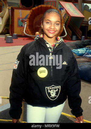 UNIVERSAL CITY, CA - 20. April: Schauspielerin Lark Voorhies besucht Superstar Kids Challenge Veranstaltung am 20. April 1991 in den Universal Studios in Universal City, Kalifornien. Foto von Barry King/Alamy Stock Foto Stockfoto