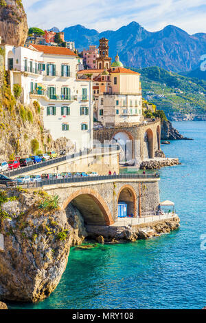 Atrani, Amalfi, Salerno, Kampanien, Italien. Stockfoto