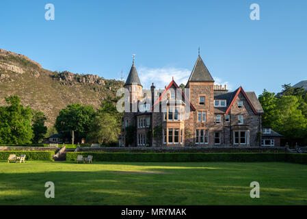 Seitenansicht und die Gründe des Torridon hotel, Addo, North West Highlands, Schottland Stockfoto