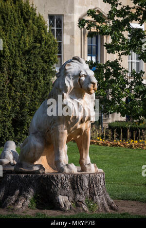 Statue von Aslan, Bury Knowle Park, Headington, Oxford Stockfoto