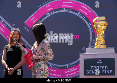 Alice Rachele Arlanch, Miss Italien 2017, Ausstellungen die Trophäe des Italienischen Tour 2018. Stockfoto