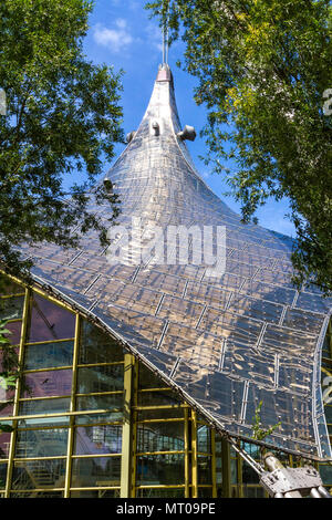 Detail der Glasdach im Olympiastadion München, Deutschland Stockfoto