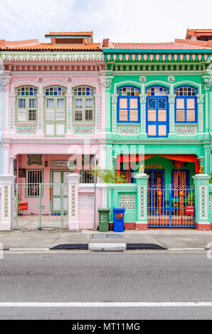 Bunte' Peranakan' Haus. Das Wort "Peranakan' von der lokalen Bevölkerung des Malaiischen Archipels ausländische Einwanderer zu Adresse verwendet. Stockfoto