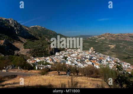 Panoramablick mit Canyon des Flusses Bailon. Zuheros. Provinz Córdoba. Region Andalusien. Spanien. Europa Stockfoto