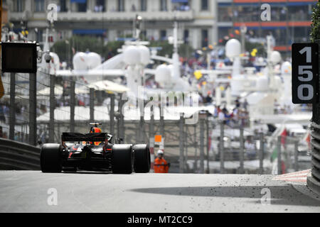 Monte Carlo, Monaco. 27. Mai, 2018. Motorsport: FIA Formel Eins-Weltmeisterschaft 2018, Grand Prix von Monaco, #3 Daniel Ricciardo (AUS, Aston Martin Red Bull Racing), 27.05.2018. | Verwendung der weltweiten Kredit: dpa/Alamy leben Nachrichten Stockfoto