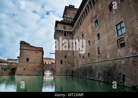 FERRARA, ITALIEN - Castello Estense (Schloss), vier Türmen Festung aus dem 14. Jahrhundert, Ferrara, E, ilia - Romagna, Italien Stockfoto