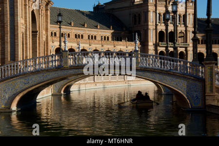 Die schöne Plaza de Espana in Sevilla, in Andalusien, Spanien Stockfoto