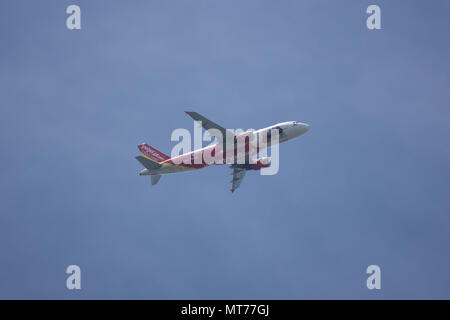 CHIANG MAI, THAILAND - 24. MAI 2018: HS-VKE A320-200 der Thailändischen Vietjet Airline. Vom internationalen Flughafen Chiang Mai nach Bangkok Flughafen. Stockfoto