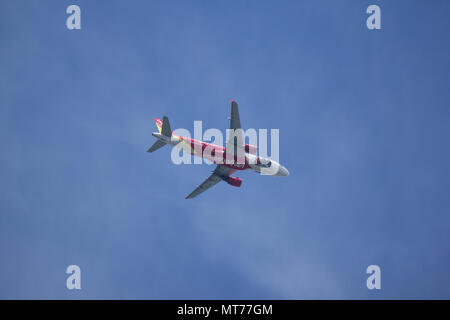CHIANG MAI, THAILAND - 24. MAI 2018: HS-VKE A320-200 der Thailändischen Vietjet Airline. Vom internationalen Flughafen Chiang Mai nach Bangkok Flughafen. Stockfoto