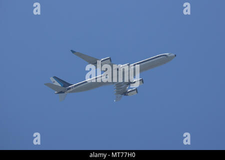 CHIANG MAI, THAILAND - 25. MAI 2018: HS-TYV Airbus A340-500 der Royal Thai Air Force (RTAF). Weg vom Flughafen Chiangmai. Stockfoto