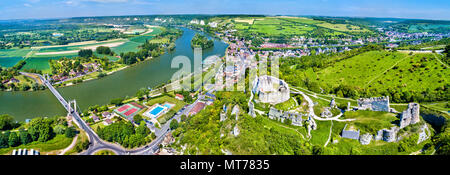 Chateau Gaillard mit dem Fluss Seine in Les Andelys Kommune - Normandie, Frankreich Stockfoto