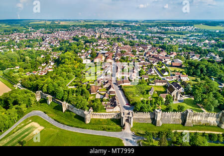 Luftbild von Provins, eine Stadt der mittelalterlichen Messen und ein UNESCO-Weltkulturerbe in Frankreich Stockfoto