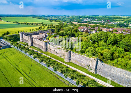 Luftaufnahme der Stadt Mauern von Provins, eine Stadt der mittelalterlichen Messen und ein UNESCO-Weltkulturerbe in Frankreich Stockfoto