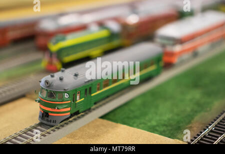 Verschiedene sowjetische Modelle auf der Ausstellung. Stockfoto