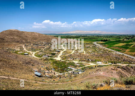 Blick über die alten und neuen Friedhof von Khor Virap, Armenien Stockfoto