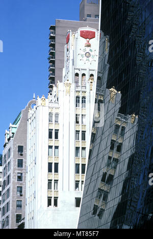 1988 historische MEDAILLE RELIEFS ALTE CHICKERING HALL Gebäude 50 SEVENTH STREET MANHATTAN NEW YORK USA Stockfoto