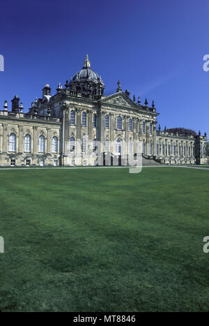 1990 HISTORISCHES SÜDPARTERRE (©WILLIAM ANDREWS NESFIELD 1852) CASTLE HOWARD NORTH YORKSHIRE ENGLAND GROSSBRITANNIEN Stockfoto