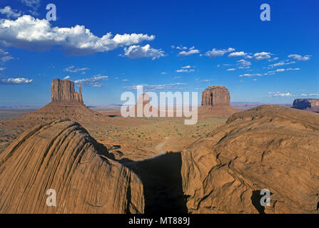 1990 HISTORISCHE ANSEL ADAMS ROCKS AUSSICHTSHANDSCHUHE BUTTES MONUMENT VALLEY NAVAJO TRIBAL PARK ARIZONA USA Stockfoto