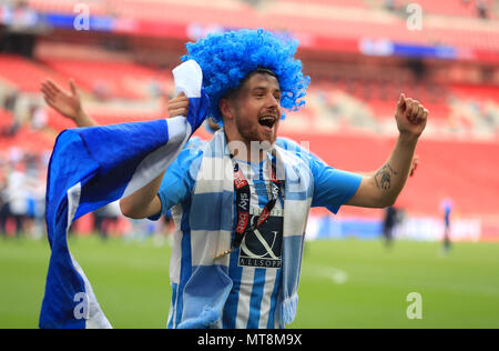 Von Coventry City Marc McNulty feiert nach dem Himmel Wette Liga zwei Finale im Wembley Stadion, London. Stockfoto
