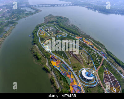 Yangzh, Yangzh, China. 26 Mai, 2018. Yangzhou, China-26.Mai 2018: Die Marco Polo Blumen Theme Park ist in Yangzhou befindet, der ostchinesischen Provinz Jiangsu. Credit: SIPA Asien/ZUMA Draht/Alamy leben Nachrichten Stockfoto