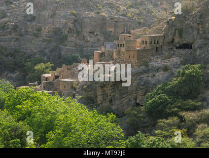 Verlassenes Dorf in den Bergen, Jebel Akhdar, Wadi Bani Habib, Oman Stockfoto