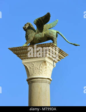 Geflügelte Löwe Skulptur in Venedig Stockfoto