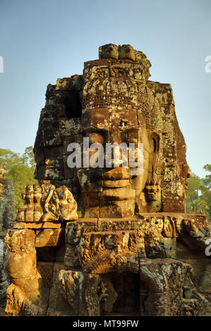 Riesen Stein Gesichter bei Bayon Tempel in Kambodscha Stockfoto