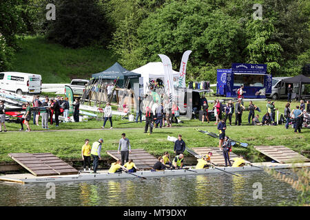 Die Shrewsbury Regatta im Mai 2018. Verschiedene Aspekte dieser jährlichen Veranstaltung, die von Boot Besatzungen, Boot Häuser und unabhängigen Schulen teilnehmen. Stockfoto