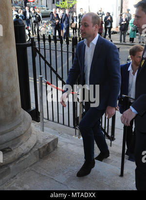 Prinz Harry und Prinz William das Gewächshaus Zentrum von Treibhausgasen Sport Mit: Prinz Harry, Prinz William, Wo: London, Vereinigtes Königreich, wenn: 26 Apr 2018 Credit: WENN.com öffnen Stockfoto