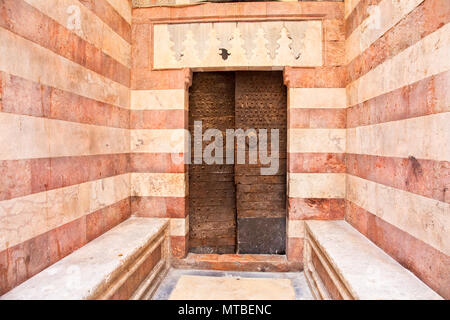 Bronze Antik Schublade Türgriff auf Moschee in Jerusalem, Israel Stockfoto