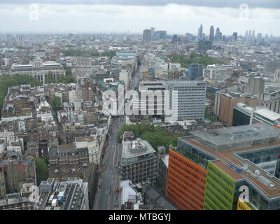 Ein Blick auf die Stadt London, vom Mittelpunkt, auf der Suche nach neuen Oxford Street Stockfoto