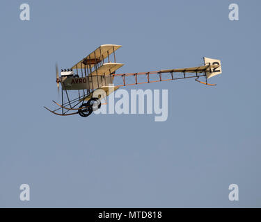 Avro Triplane Fliegen an der Shuttleworth Trust Stockfoto