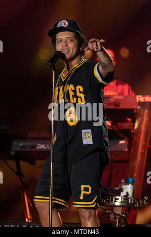 Mai 27, 2018 - Napa, Kalifornien, USA - BRUNO MARS während BottleRock Musik Festival im Napa Valley Expo in Napa, Kalifornien (Bild: © Daniel DeSlover über ZUMA Draht) Stockfoto