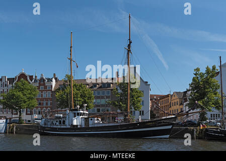 Alten Schiffen im Museumshafen zu Lübeck auf wenditzufer, untertrave, Lübeck, Deutschland Stockfoto